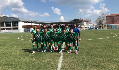 SALİHLİ BELEDİYE SPOR PLAY OFF'TA!