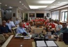Salihli Belediyespor Minik Erkek Hentbol Takımı Türkiye İkinciliği Gururunu Belediye'de Paylaştı