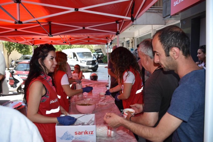Kızılay Salihli Şubesi’nden Muharrem Ayı Aşure Hayrı
